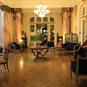 Grand Boutique Отель Бухарест