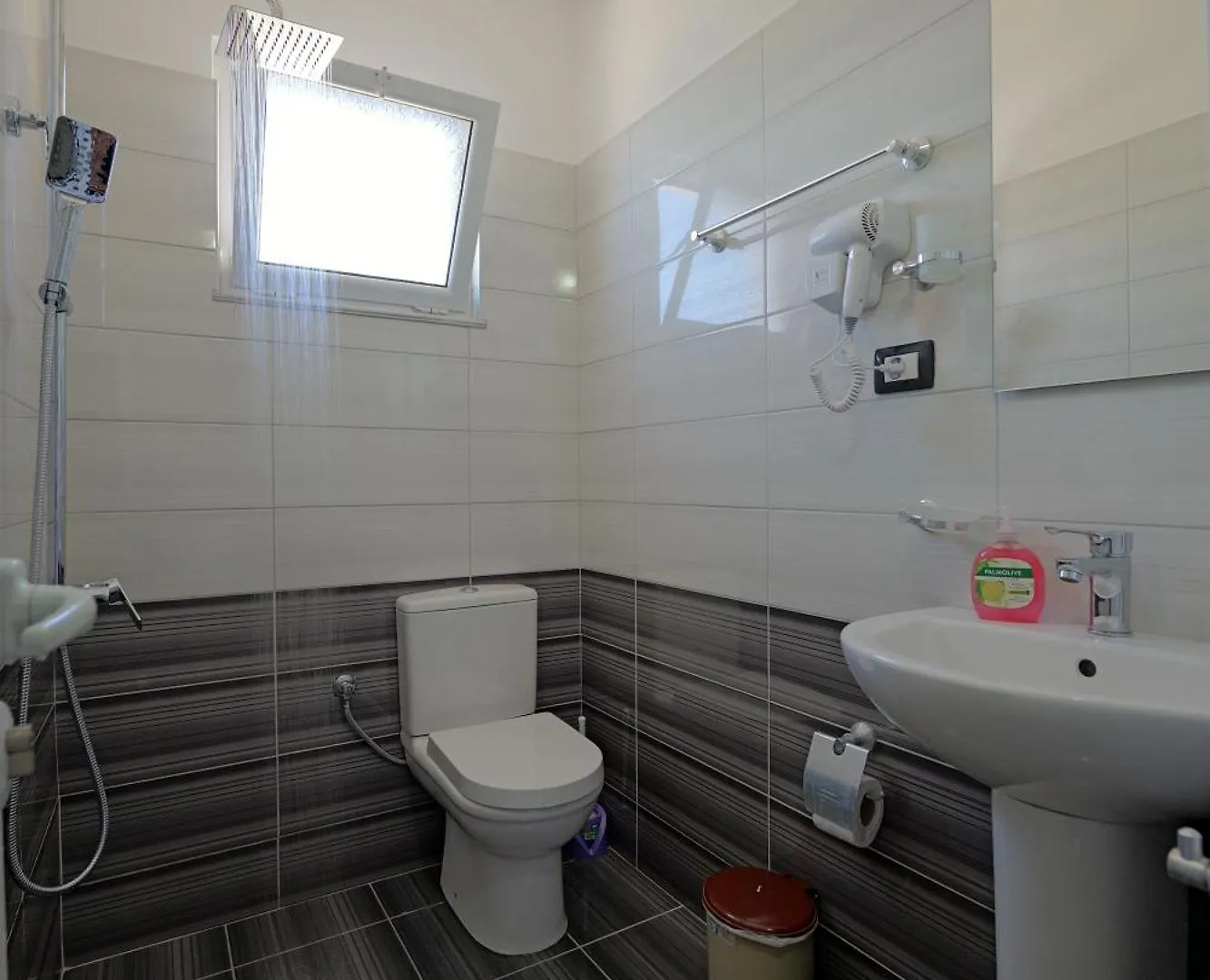 Casa de hóspedes Livia'S Guesthouse Ksamil Albânia