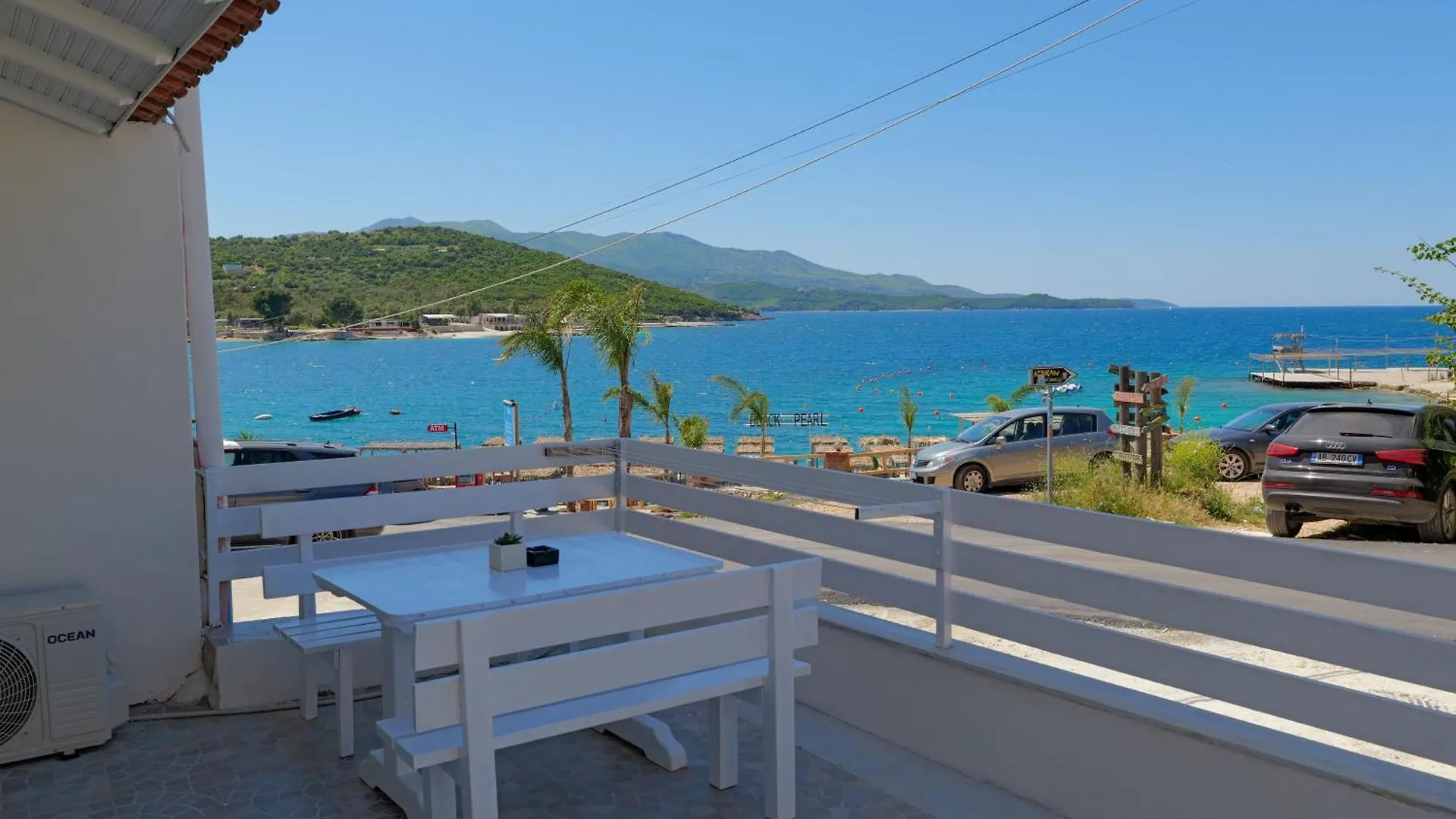 Livia'S Guesthouse Ksamil
