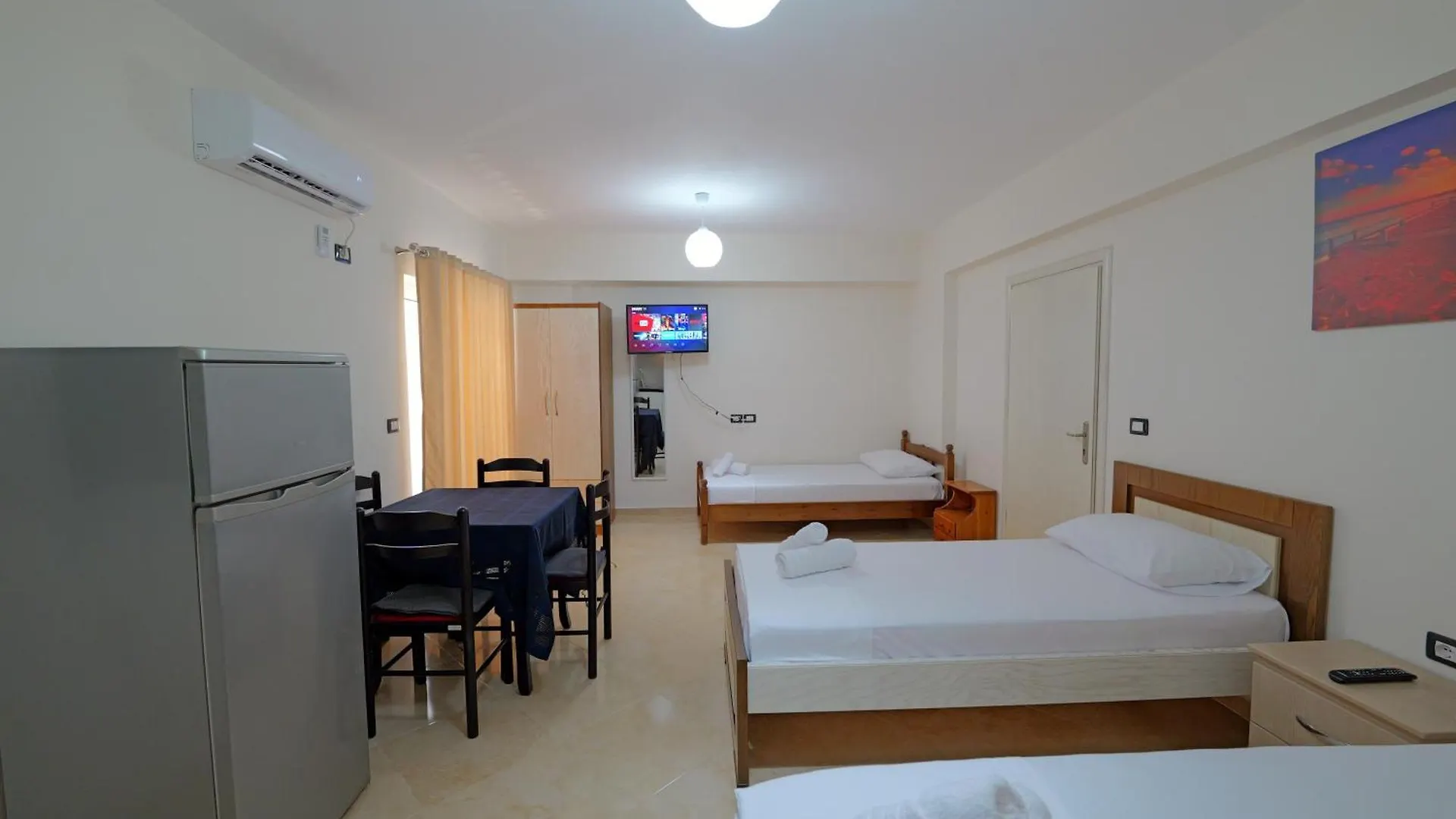 Livia'S Guesthouse Ksamil