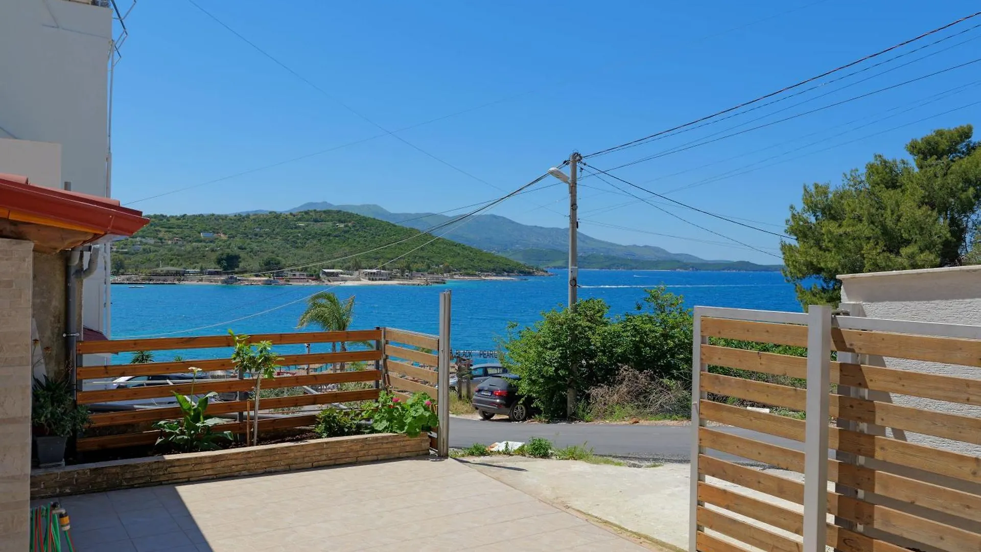 Livia'S Guesthouse Ksamil