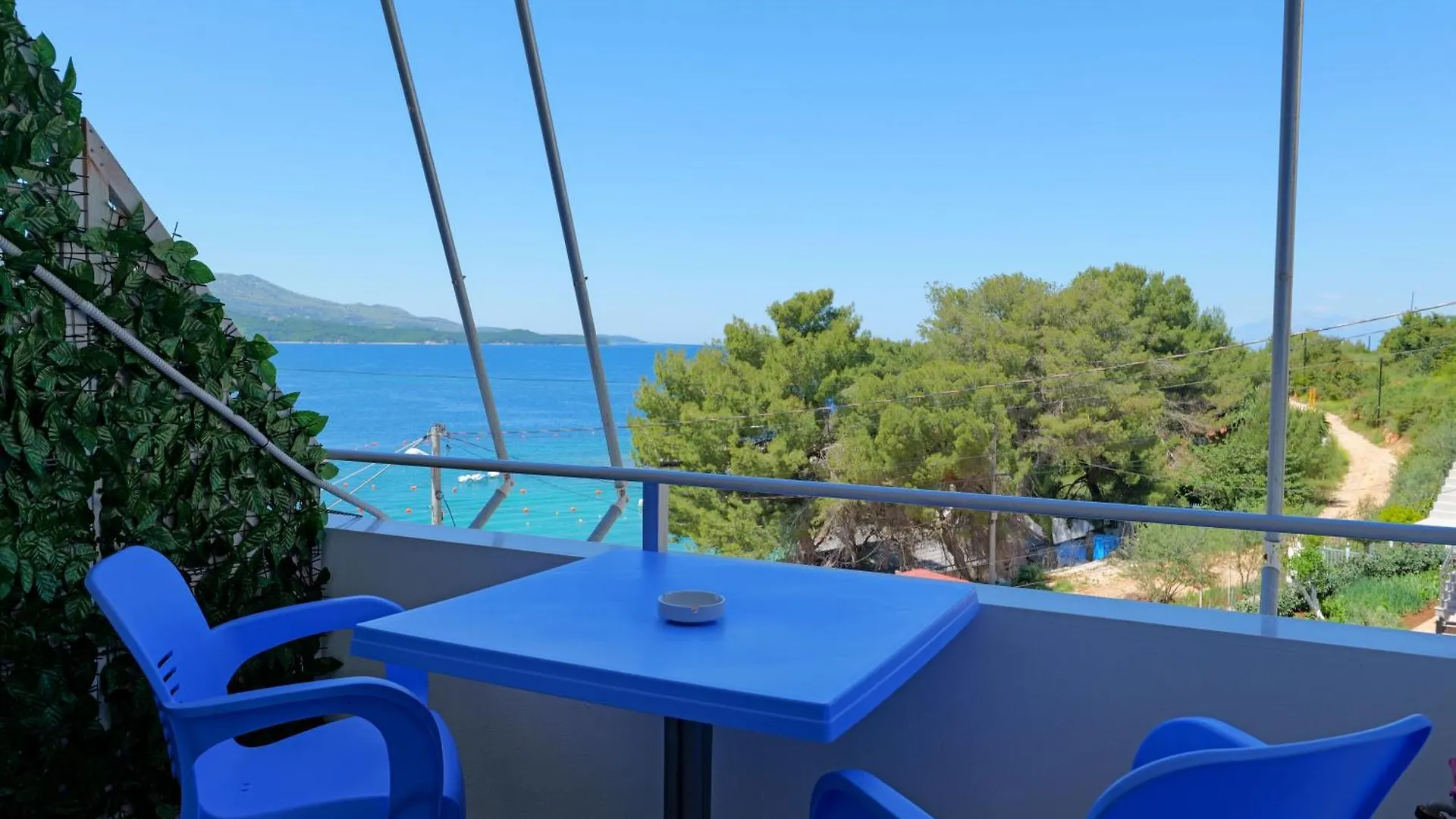 Livia'S Guesthouse Ksamil